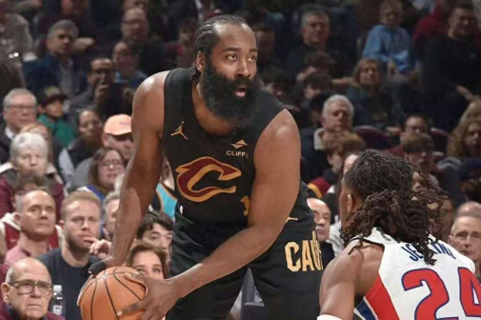 易游体育-113：109，骑士掀翻联盟第1！哈登致命2分杀死比赛，施罗德立大功